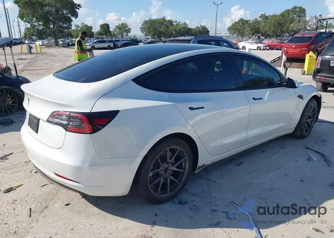 2023 Tesla Model 3 z USA, uszkodzony, nr VIN 5YJ3E1EA4PF624921